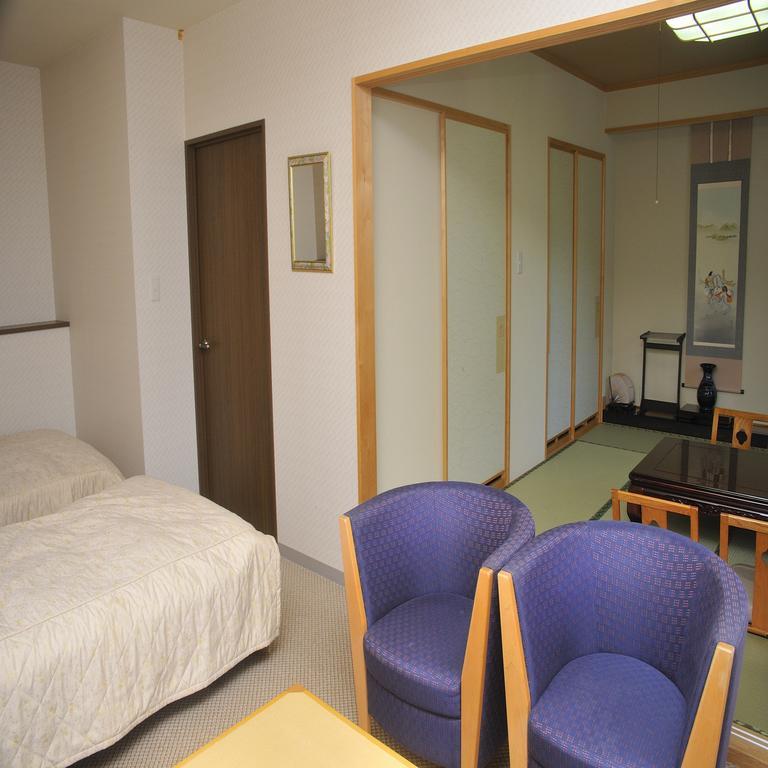 Yumoto Ginsenkaku Hotell Kamikawa  Exteriör bild